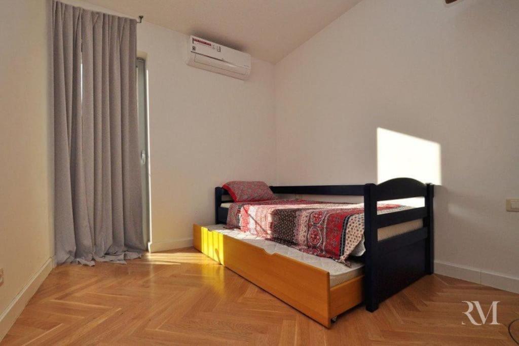 Ds Apartment Доброта Екстериор снимка