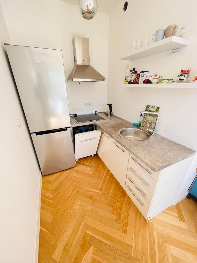 Ds Apartment Доброта Екстериор снимка